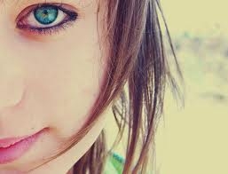 A Menina dos Olhos Azuis