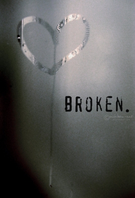 Broken - do Outro Lado do Espelho