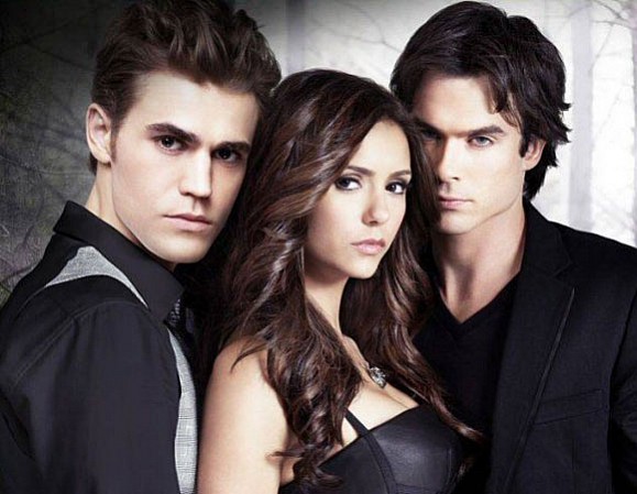 Elena e seus dois maridos.