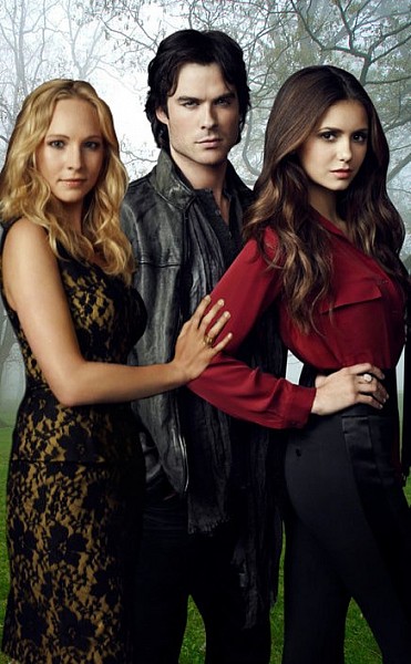 Caroline, Katherine e Damon trio fanfiction
